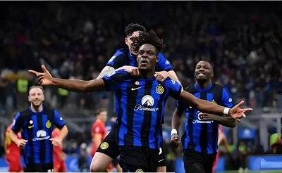 爱游戏下载-网友质疑吴艳妮在赛场过于高调