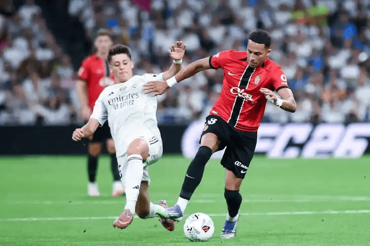 曼联今夜伤情更新姆巴佩在皇家马德里比赛中状态火爆，现场解说直呼：加时末段摩纳哥备战足总杯的简单介绍